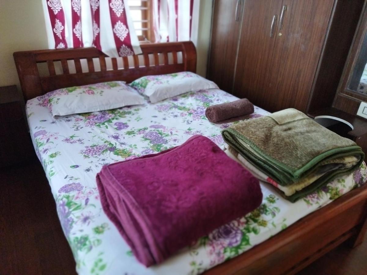 Hidden Gem Home Stay 마디케리 외부 사진