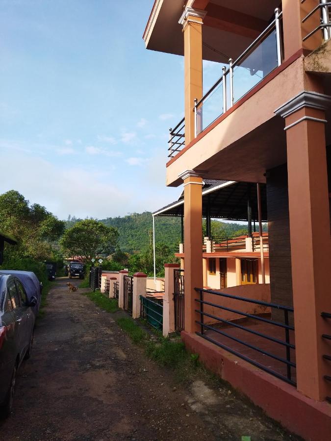 Hidden Gem Home Stay 마디케리 외부 사진